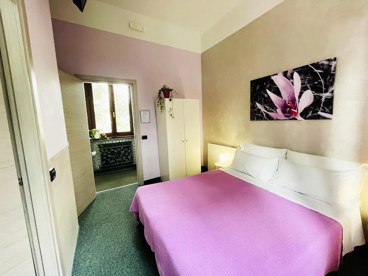 Guest house Casa Giulietta Hotel Desenzano del Garda Italy