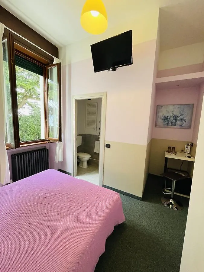Guest house Casa Giulietta Hotel Desenzano del Garda Italy