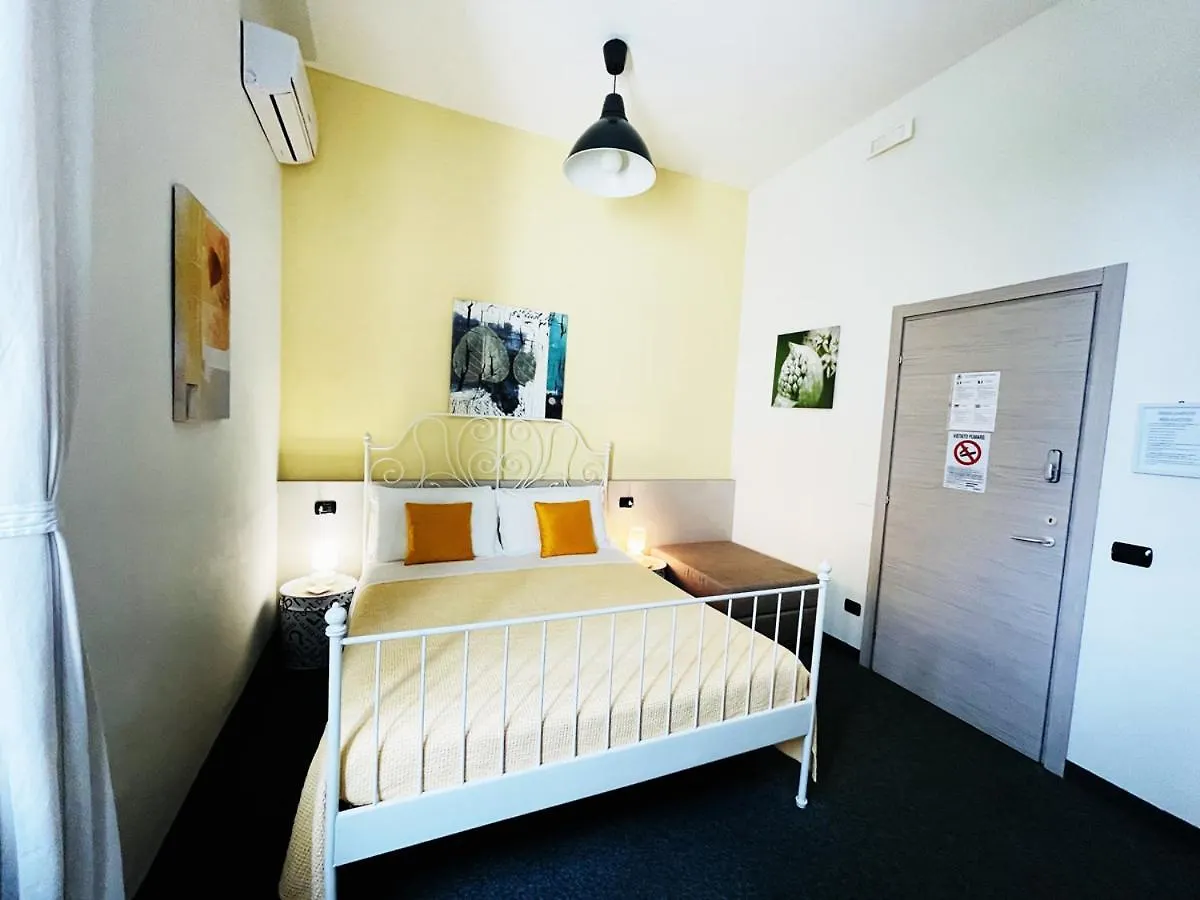 Casa Giulietta Hotel Desenzano del Garda Guest house