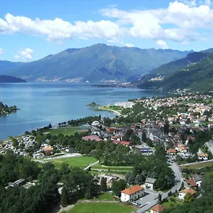 Il Nido Dello Svasso -foresteria Lombarda- Bed and breakfast